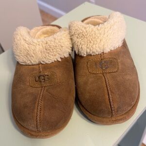 Women’s Ugg coquette slipper size 10
